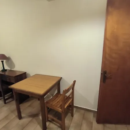 Hotel Eris